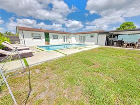 19631 NW 45th Ave, Miami Gardens FL 33055