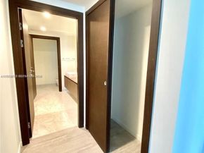 1000 Brickell Plz 3503, Miami FL 33131