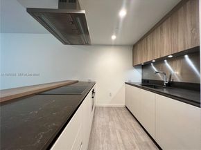 1000 Brickell Plz 3503, Miami FL 33131