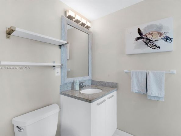 185 SW 7th St 1901, Miami FL 33130