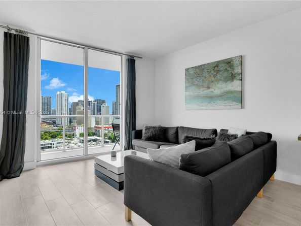 185 SW 7th St 1901, Miami FL 33130