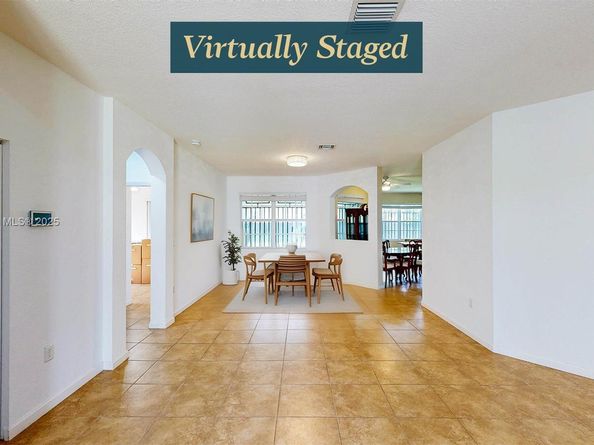12922 SW 221st St, Miami FL 33170