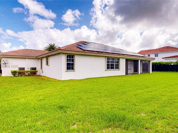12922 SW 221st St, Miami FL 33170