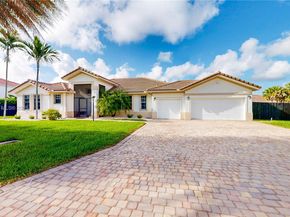 12922 SW 221st St, Miami FL 33170