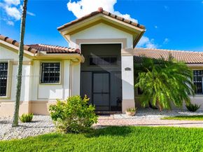 12922 SW 221st St, Miami FL 33170