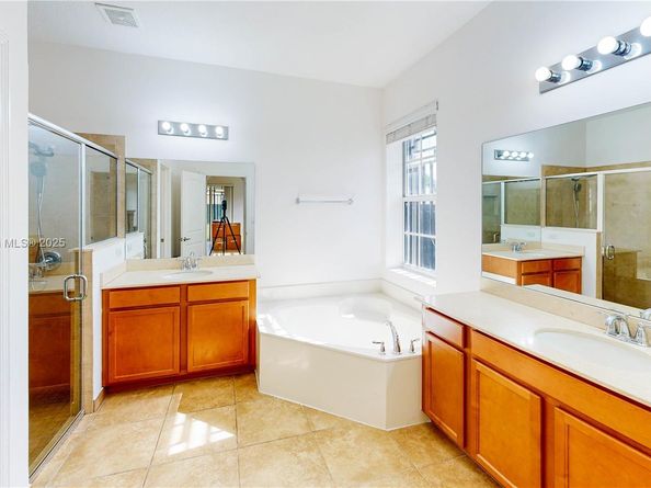 12922 SW 221st St, Miami FL 33170