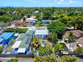 2609 Arthur St, Hollywood FL 33020