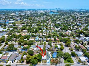 2609 Arthur St, Hollywood FL 33020