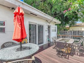 2609 Arthur St, Hollywood FL 33020