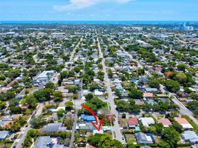 2609 Arthur St, Hollywood FL 33020