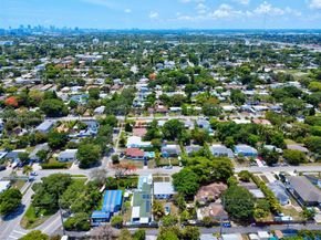 2609 Arthur St, Hollywood FL 33020