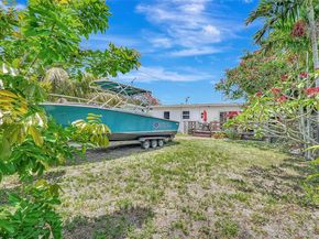 2609 Arthur St, Hollywood FL 33020