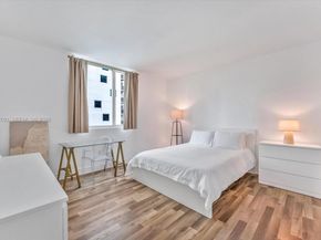 500 Brickell Ave 1810, Miami FL 33131