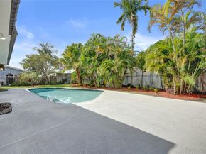 8109 NW 71st Ave, Tamarac FL 33321