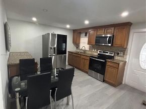 12888 SW 17th st, Miami FL 33175
