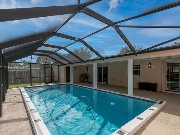 13901 SW 78th Pl, Palmetto Bay FL 33158