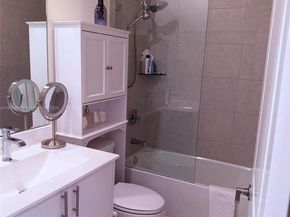 4624 NW 83rd Ave, Doral FL 33166