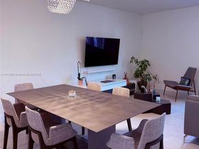 4624 NW 83rd Ave, Doral FL 33166