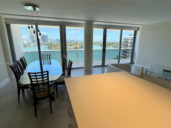 900 Bay Dr 906, Miami Beach FL 33141