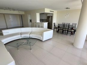 900 Bay Dr 906, Miami Beach FL 33141