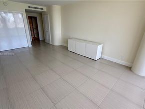 900 Bay Dr 906, Miami Beach FL 33141