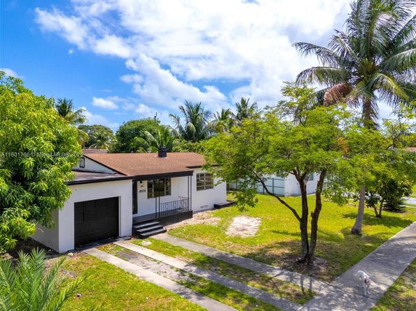 8935 NW 10th Ave, Miami FL 33150