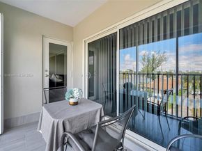 330 SE 2nd St 303F, Hallandale Beach FL 33009