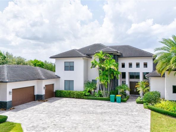 11901 NW 12th St, Plantation FL 33323