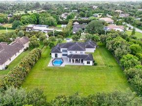 11901 NW 12th St, Plantation FL 33323
