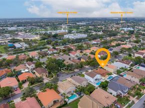 18427 NW 9th Ct, Pembroke Pines FL 33029