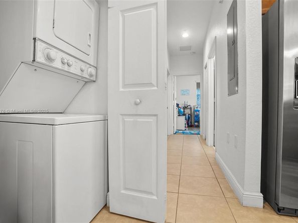 14774 SW 10th St 10502, Pembroke Pines FL 33027
