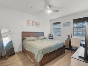 14774 SW 10th St 10502, Pembroke Pines FL 33027