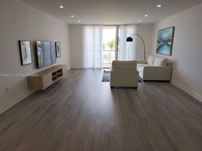 8855 Collins Ave. Oceanfront direct 4C, Surfside FL 33154