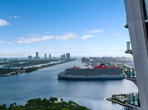 1040 Biscayne Blvd 2908, Miami FL 33132