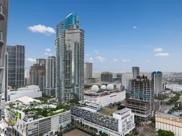 1040 Biscayne Blvd 2908, Miami FL 33132