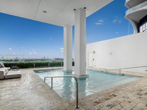 1040 Biscayne Blvd 2908, Miami FL 33132