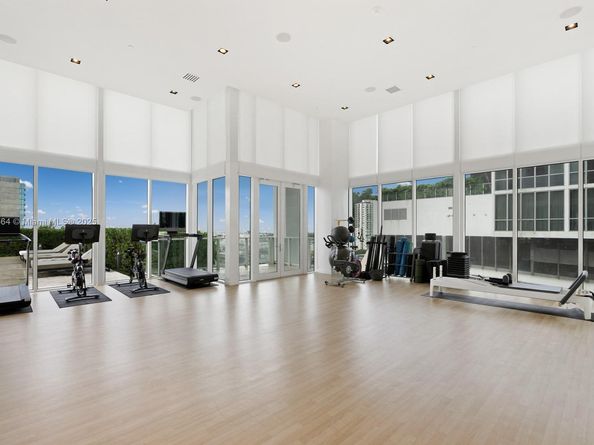 1040 Biscayne Blvd 2908, Miami FL 33132