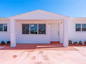22503 SW 113th Pl, Miami FL 33170
