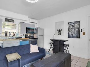 1554 NW 58th St, Miami FL 33142