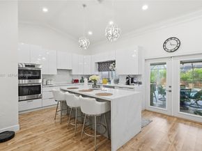 10003 NW 53rd Ct, Coral Springs FL 33076