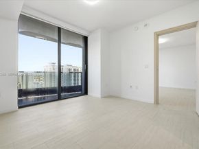 1000 Brickell Plz 3211, Miami FL 33131