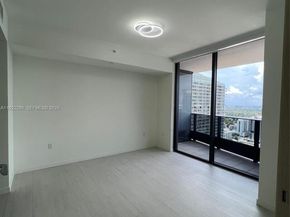 1000 Brickell Plz 3211, Miami FL 33131