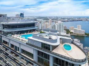 1000 Brickell Plz 3211, Miami FL 33131