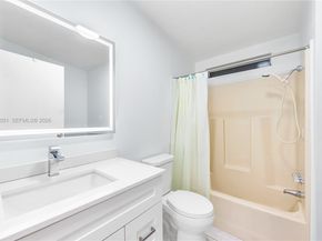 5611 SW 32nd Ter, Dania Beach FL 33312