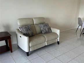 2240 N Cypress Bend Dr 805, Pompano Beach FL 33069