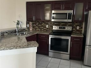 2240 N Cypress Bend Dr 805, Pompano Beach FL 33069