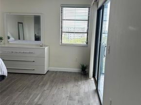 2240 N Cypress Bend Dr 805, Pompano Beach FL 33069