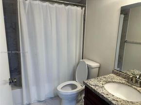 2240 N Cypress Bend Dr 805, Pompano Beach FL 33069