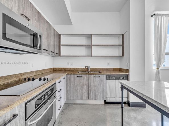 2275 Biscayne Blvd 504, Miami FL 33137