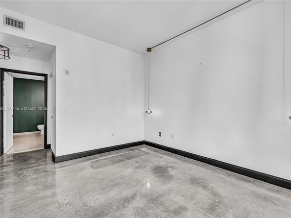 2275 Biscayne Blvd 504, Miami FL 33137